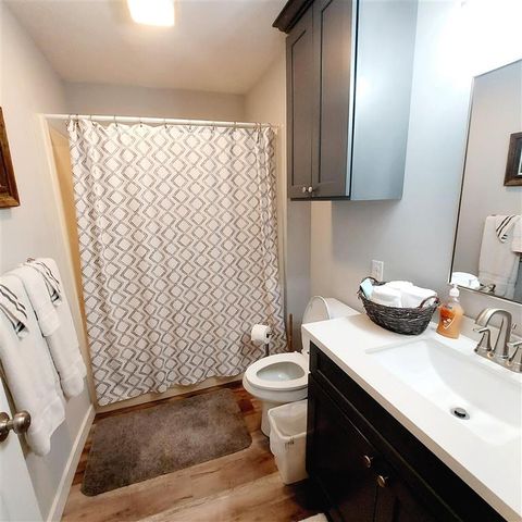 271 Lake Breeze Road, Hackberry, LA 70645