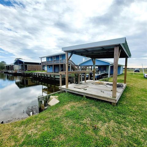 271 Lake Breeze Road, Hackberry, LA 70645