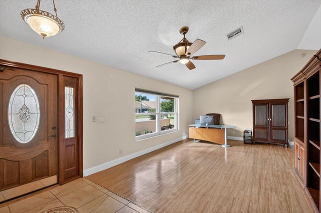 9744 Majestic Way, Boynton Beach, FL 33437