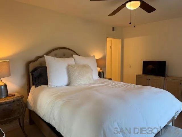 115 Vallarta Ct, Solana Beach, CA 92075