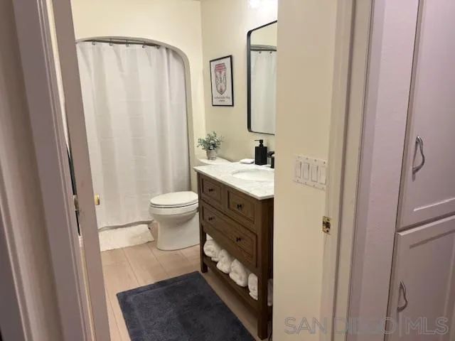 115 Vallarta Ct, Solana Beach, CA 92075