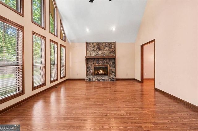 2531 Deer Isle Cove, Lawrenceville, GA 30044