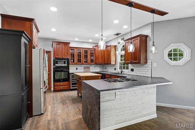 114 Saint Benedict, Pevely, MO 63070