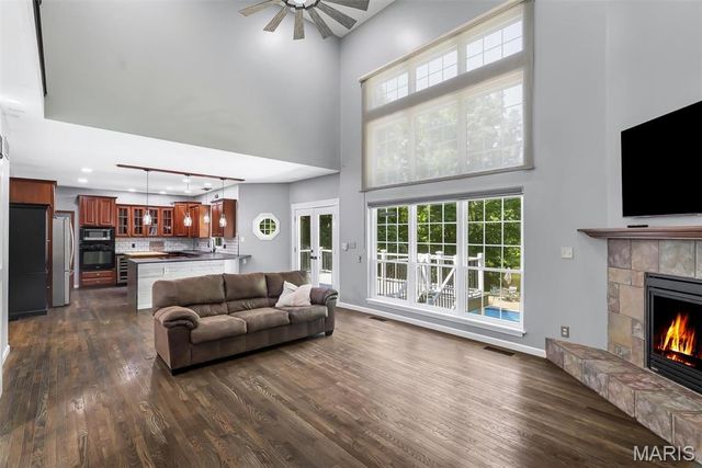 114 Saint Benedict, Pevely, MO 63070