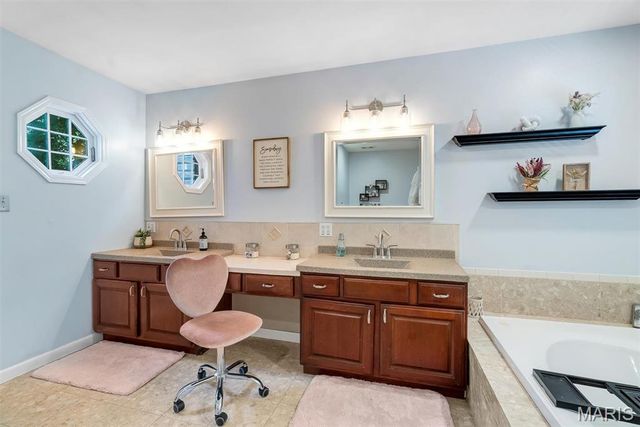 114 Saint Benedict, Pevely, MO 63070