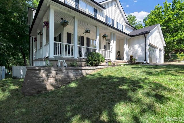 114 Saint Benedict, Pevely, MO 63070