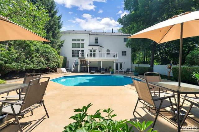 114 Saint Benedict, Pevely, MO 63070