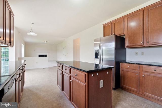 318 ELMWOOD LN, Telford, PA 18969