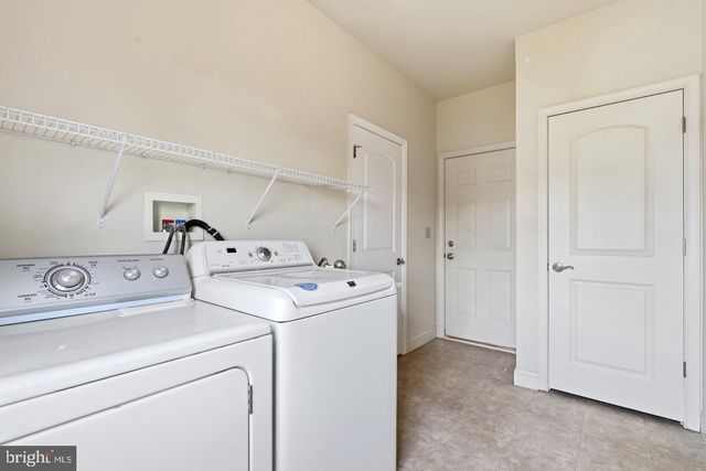 318 ELMWOOD LN, Telford, PA 18969