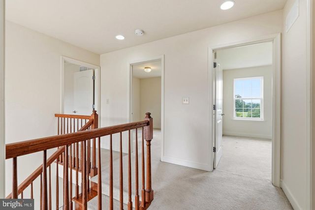 318 ELMWOOD LN, Telford, PA 18969