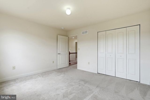 318 ELMWOOD LN, Telford, PA 18969