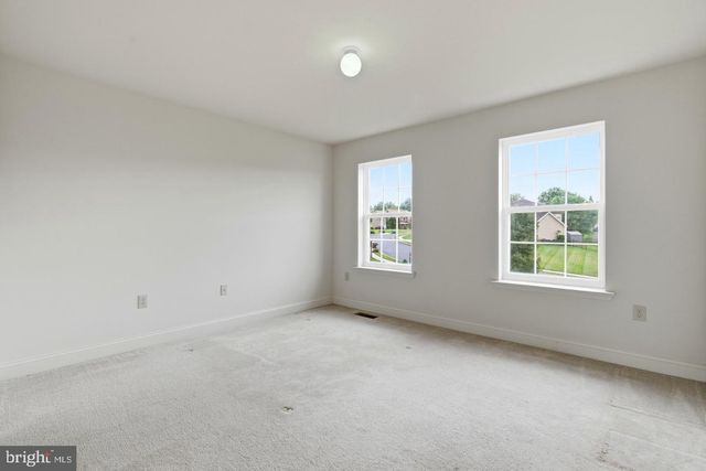 318 ELMWOOD LN, Telford, PA 18969