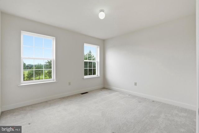 318 ELMWOOD LN, Telford, PA 18969