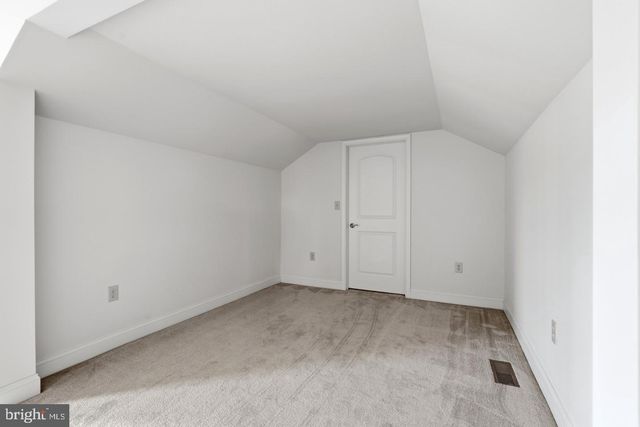 318 ELMWOOD LN, Telford, PA 18969