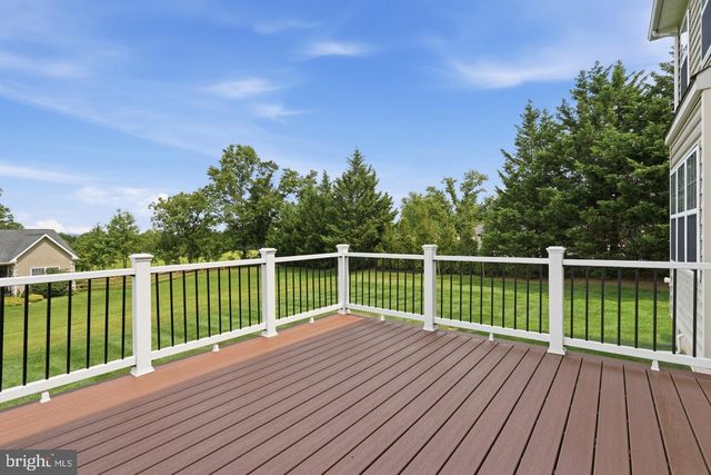 318 ELMWOOD LN, Telford, PA 18969