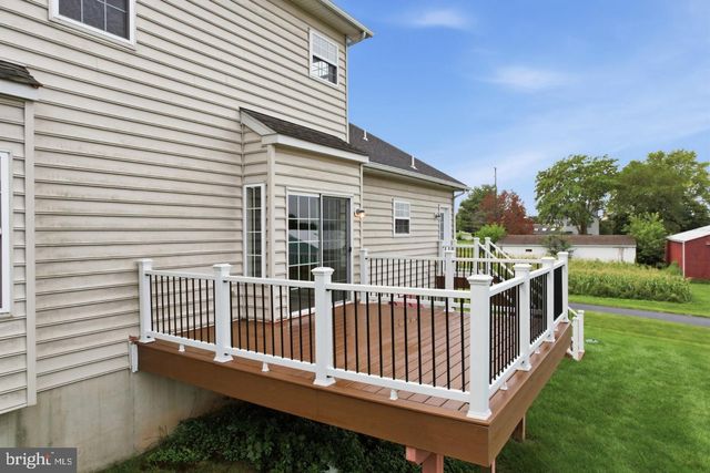 318 ELMWOOD LN, Telford, PA 18969