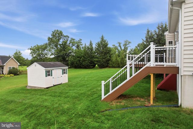 318 ELMWOOD LN, Telford, PA 18969