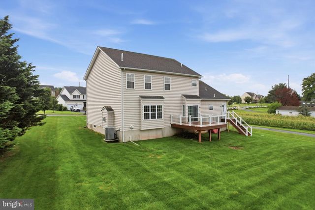 318 ELMWOOD LN, Telford, PA 18969