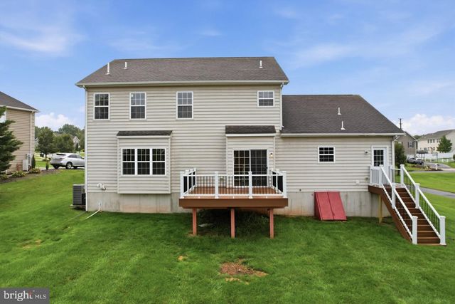 318 ELMWOOD LN, Telford, PA 18969