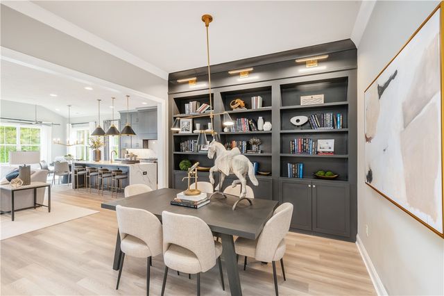 1006 Pasture Dr, Economy, PA 15005