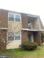 32-5 FLORENCE TOLLGATE PL, Florence, NJ 08518