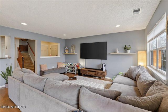 76 Shinnecock Hills Court 1000, Howell, NJ 07731