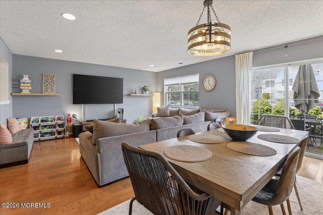 76 Shinnecock Hills Court 1000, Howell, NJ 07731