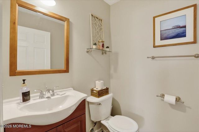 76 Shinnecock Hills Court 1000, Howell, NJ 07731