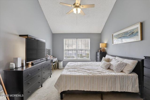 76 Shinnecock Hills Court 1000, Howell, NJ 07731