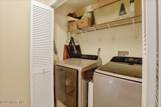 76 Shinnecock Hills Court 1000, Howell, NJ 07731