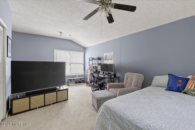 76 Shinnecock Hills Court 1000, Howell, NJ 07731