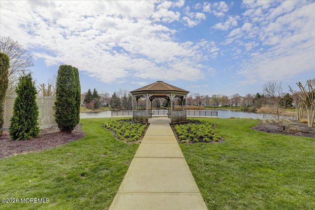 76 Shinnecock Hills Court 1000, Howell, NJ 07731