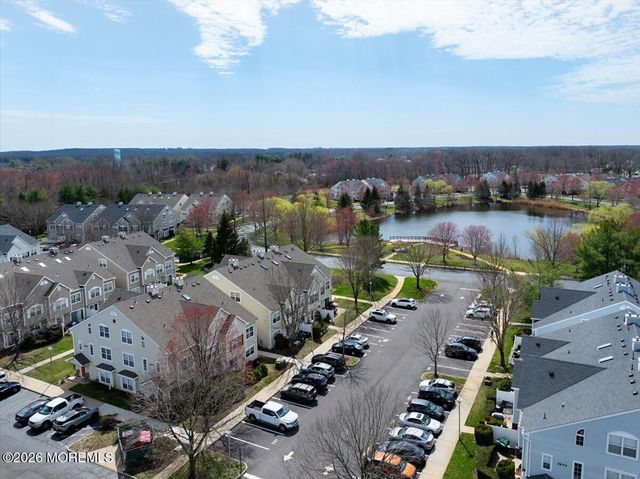 76 Shinnecock Hills Court 1000, Howell, NJ 07731