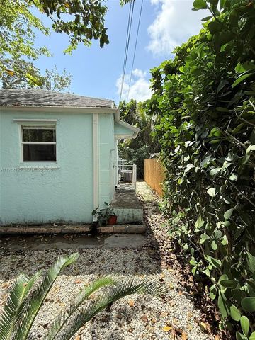 294 NE 57th St, Miami, FL 33137