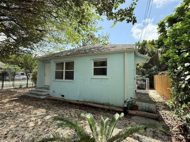 294 NE 57th St, Miami, FL 33137