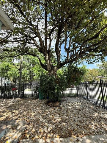 294 NE 57th St, Miami, FL 33137