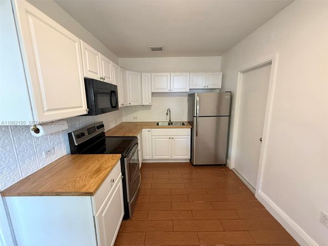 294 NE 57th St, Miami, FL 33137