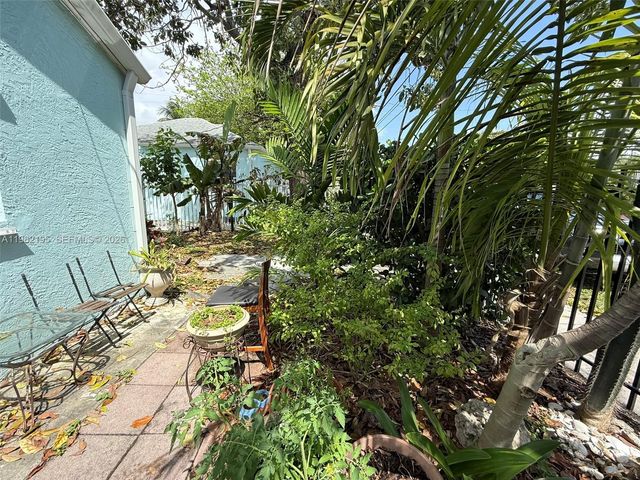 294 NE 57th St, Miami, FL 33137