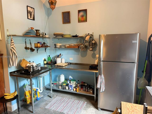 294 NE 57th St, Miami, FL 33137