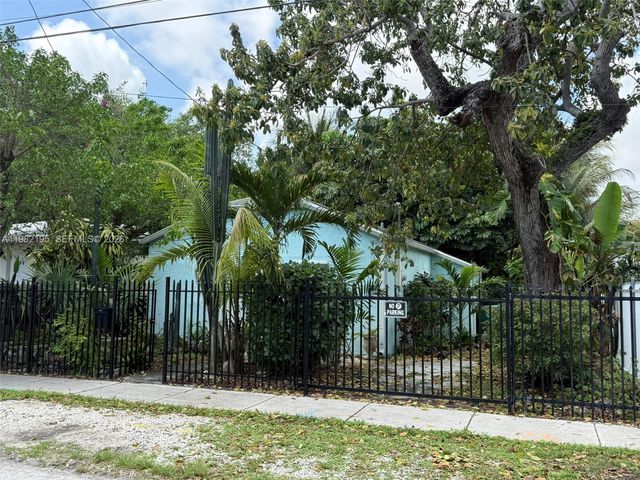 294 NE 57th St, Miami, FL 33137