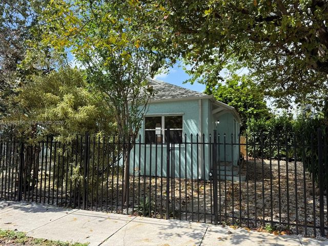 294 NE 57th St, Miami, FL 33137