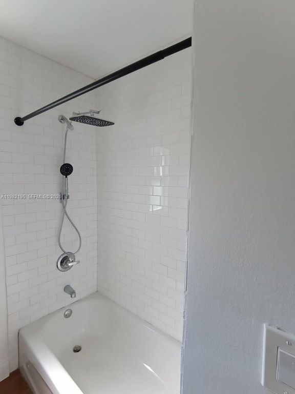 Image 10 of property listing at 294 NE 57th St, Miami, FL 33137