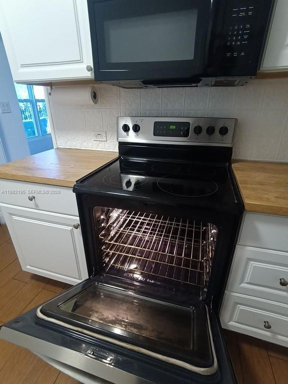 Image 26 of property listing at 294 NE 57th St, Miami, FL 33137