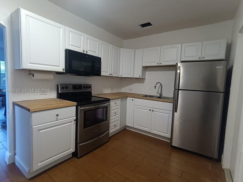 Image 36 of property listing at 294 NE 57th St, Miami, FL 33137