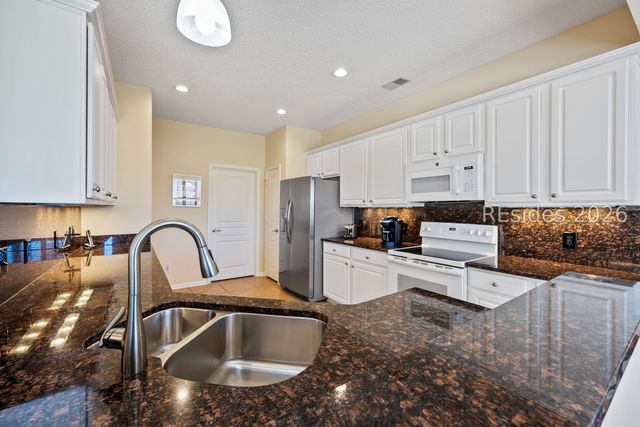 7 Tallow Dr, Bluffton, SC 29909