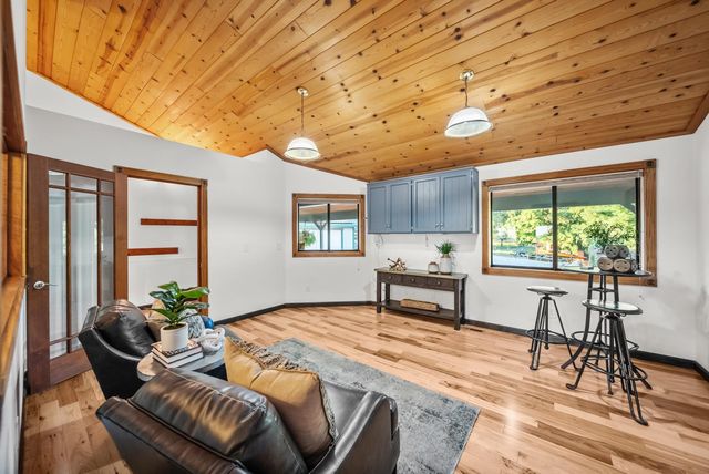 2450 Moran Ct, Auburn, CA 95603