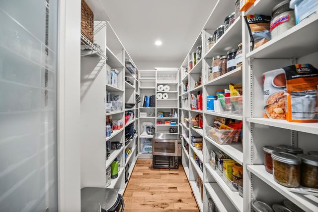 2450 Moran Ct, Auburn, CA 95603
