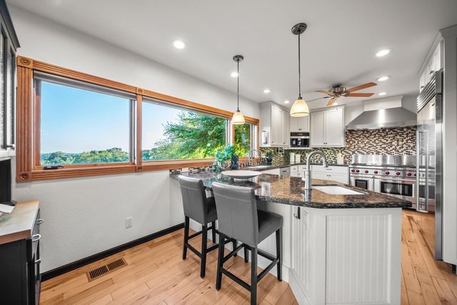 2450 Moran Ct, Auburn, CA 95603