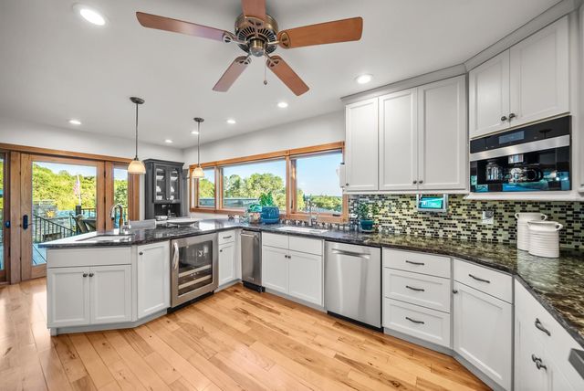2450 Moran Ct, Auburn, CA 95603