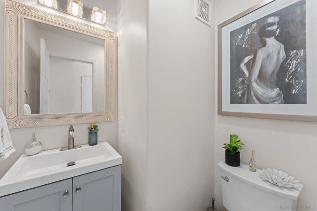 10386 Wateridge Circle 349, San Diego, CA 92121